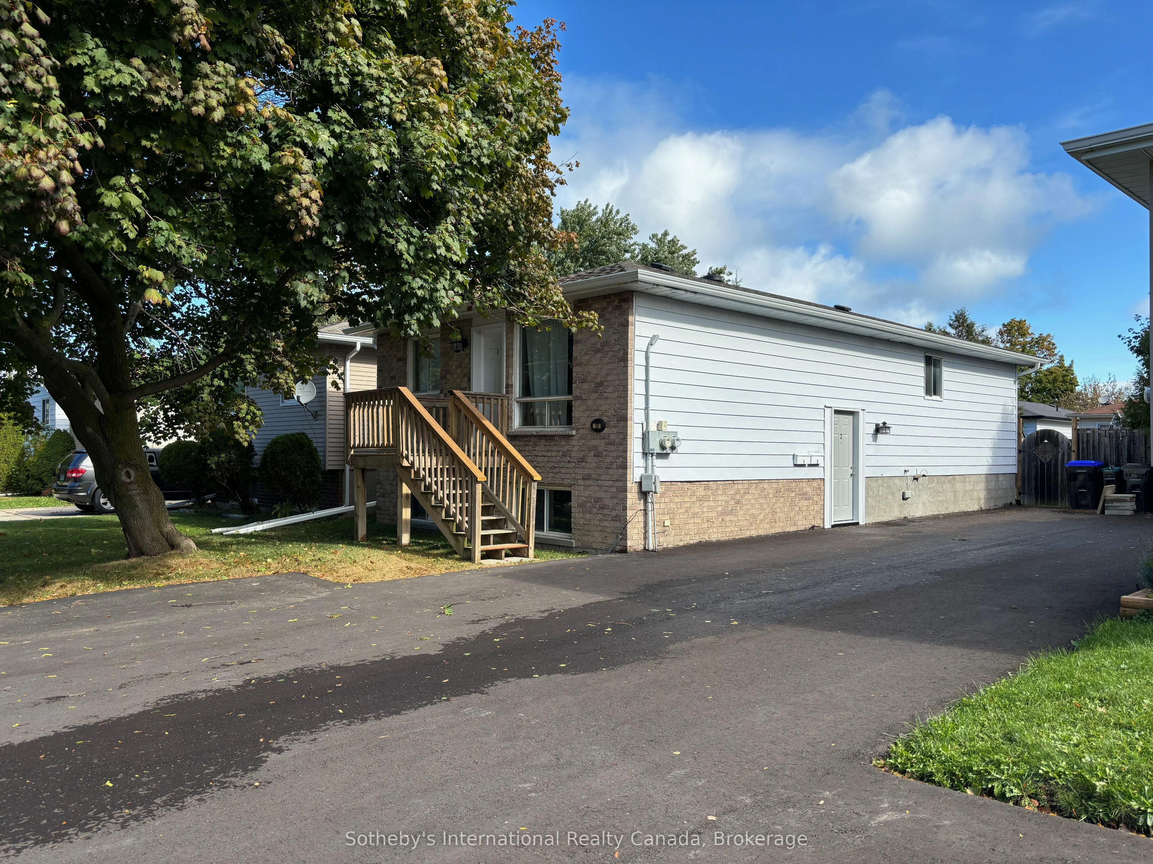 55 Courtice Crescent 2, Collingwood, On L9y 4n7