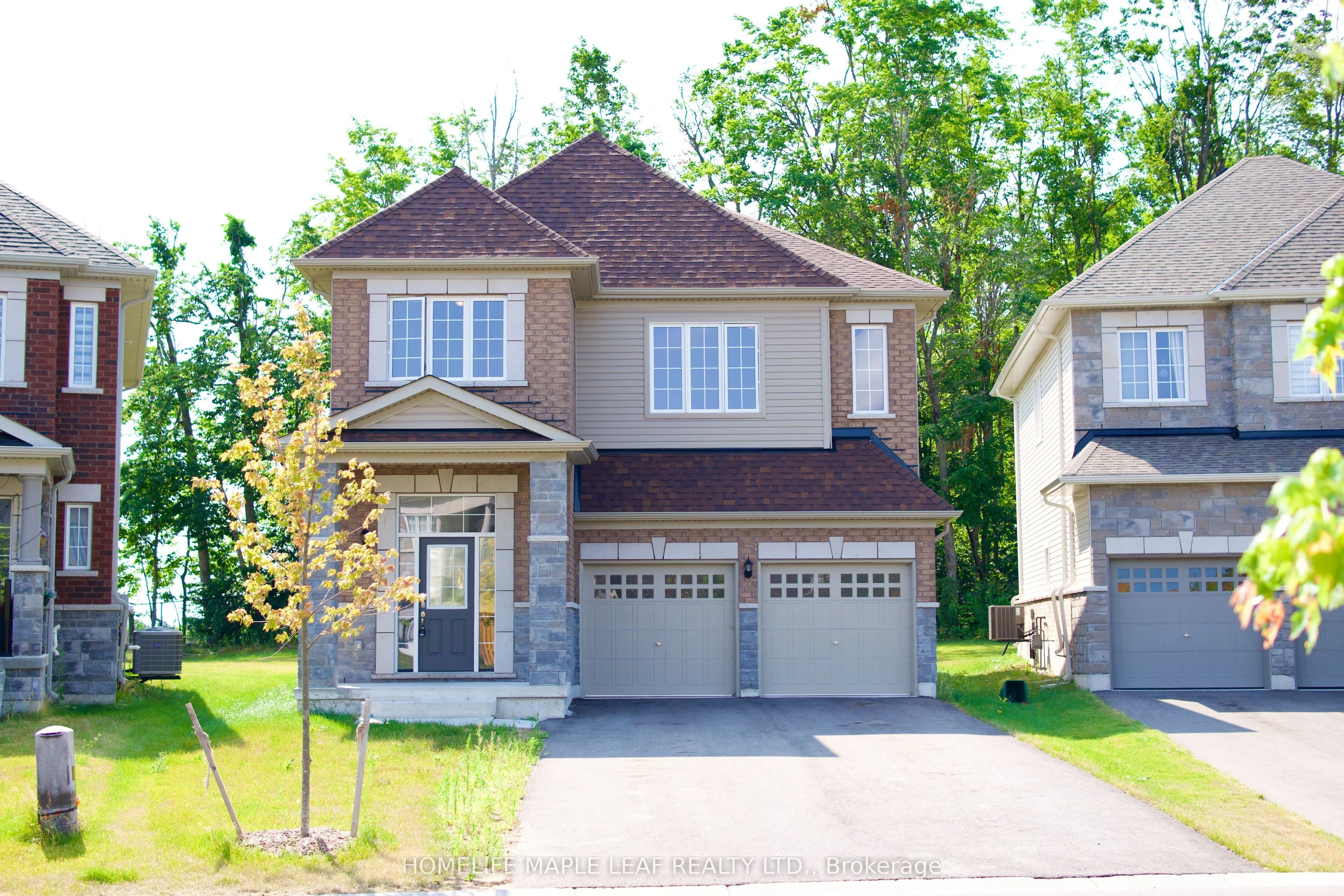 Detached in Orillia