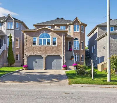Detached in Barrie