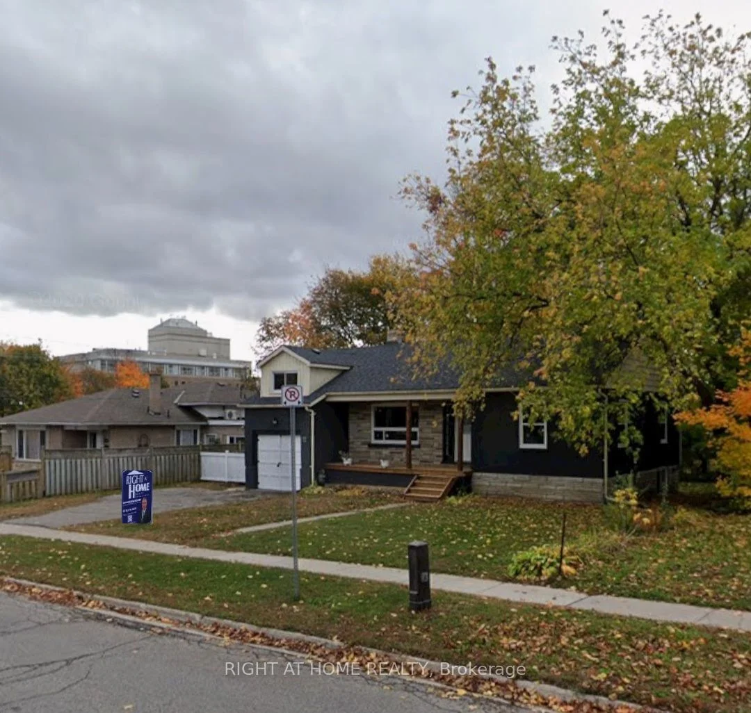 160 Toronto Street Main, Barrie, ON L4N 1V5