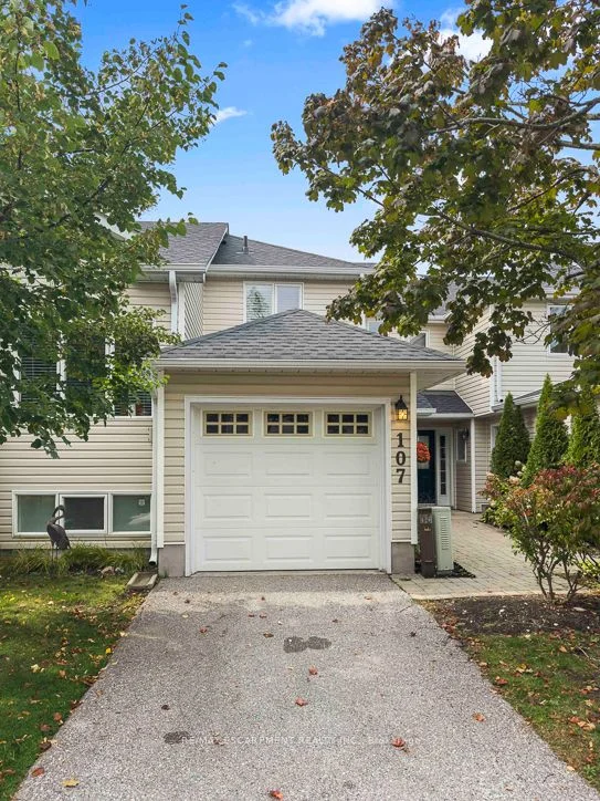 107 Ellen Lane, Collingwood, ON L9Y 4W4