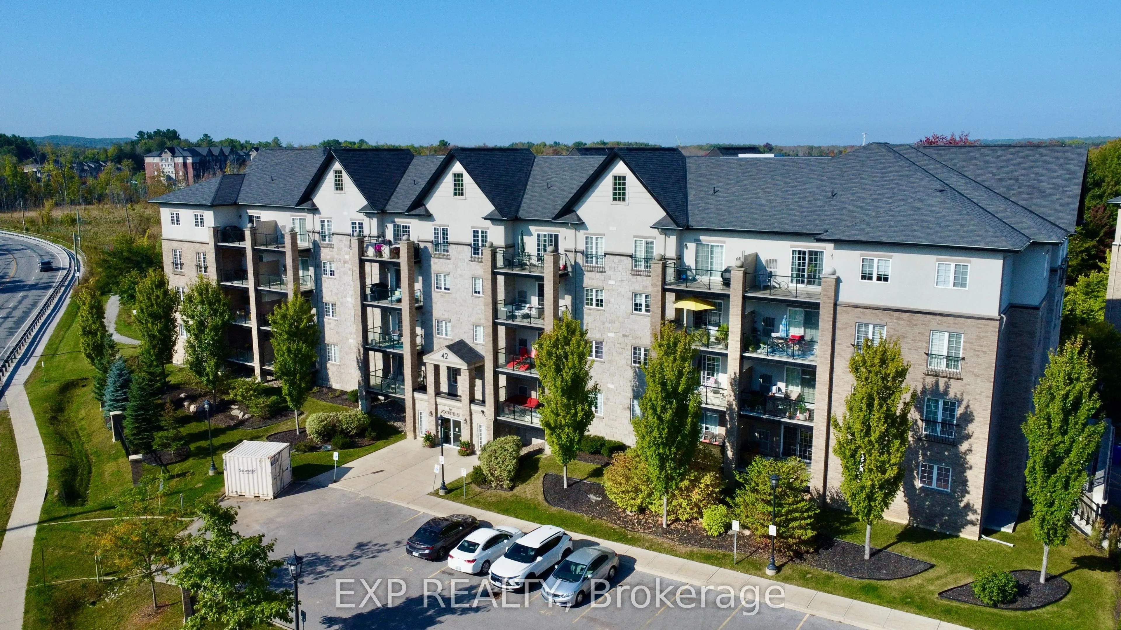 Condo Apartment in Barrie