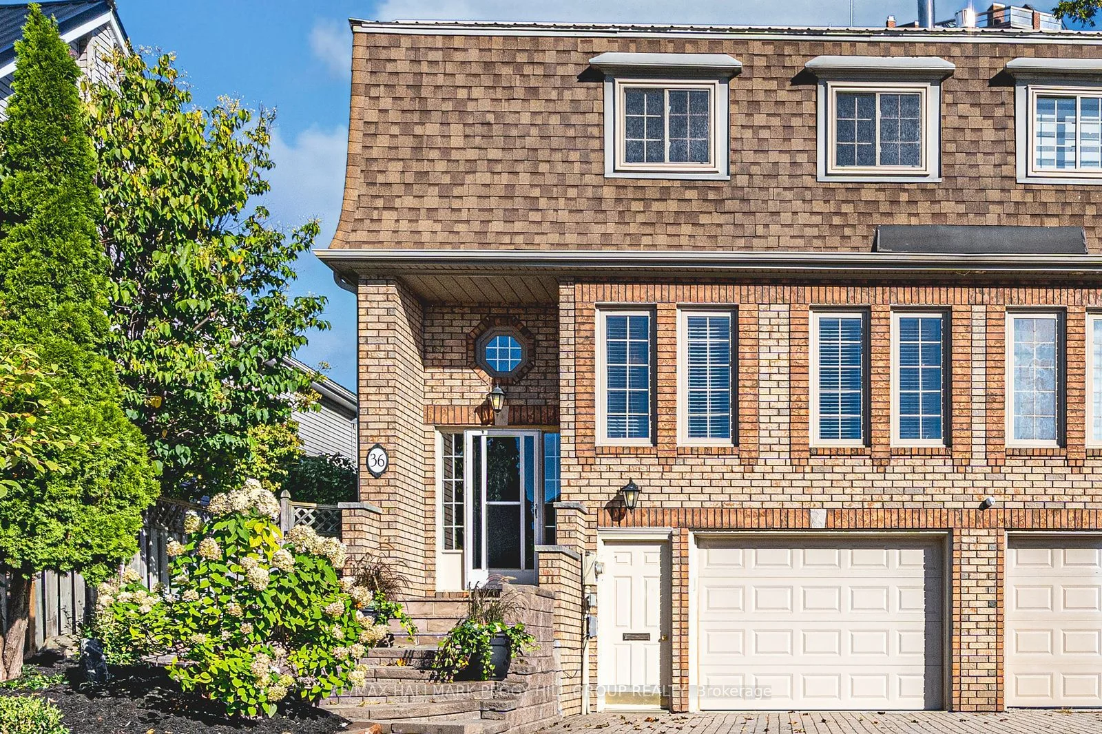Semi-Detached in Barrie