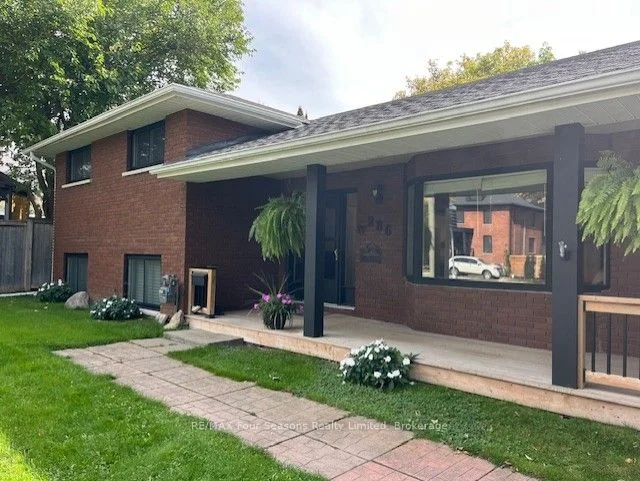 286 Sixth Street, Collingwood, ON L9Y 1Z5