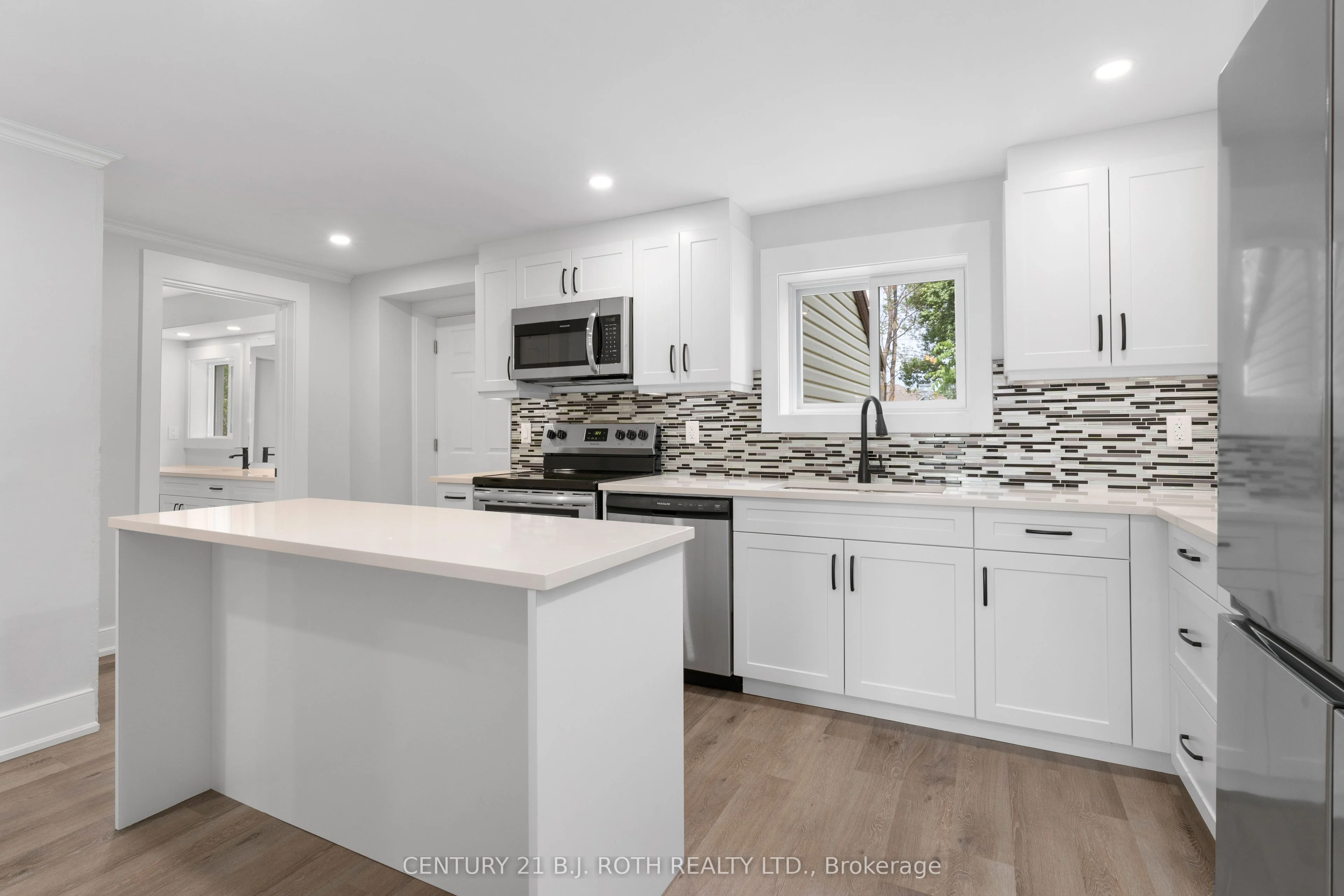 33 Minnesota Street, Collingwood, ON L9Y 3S2