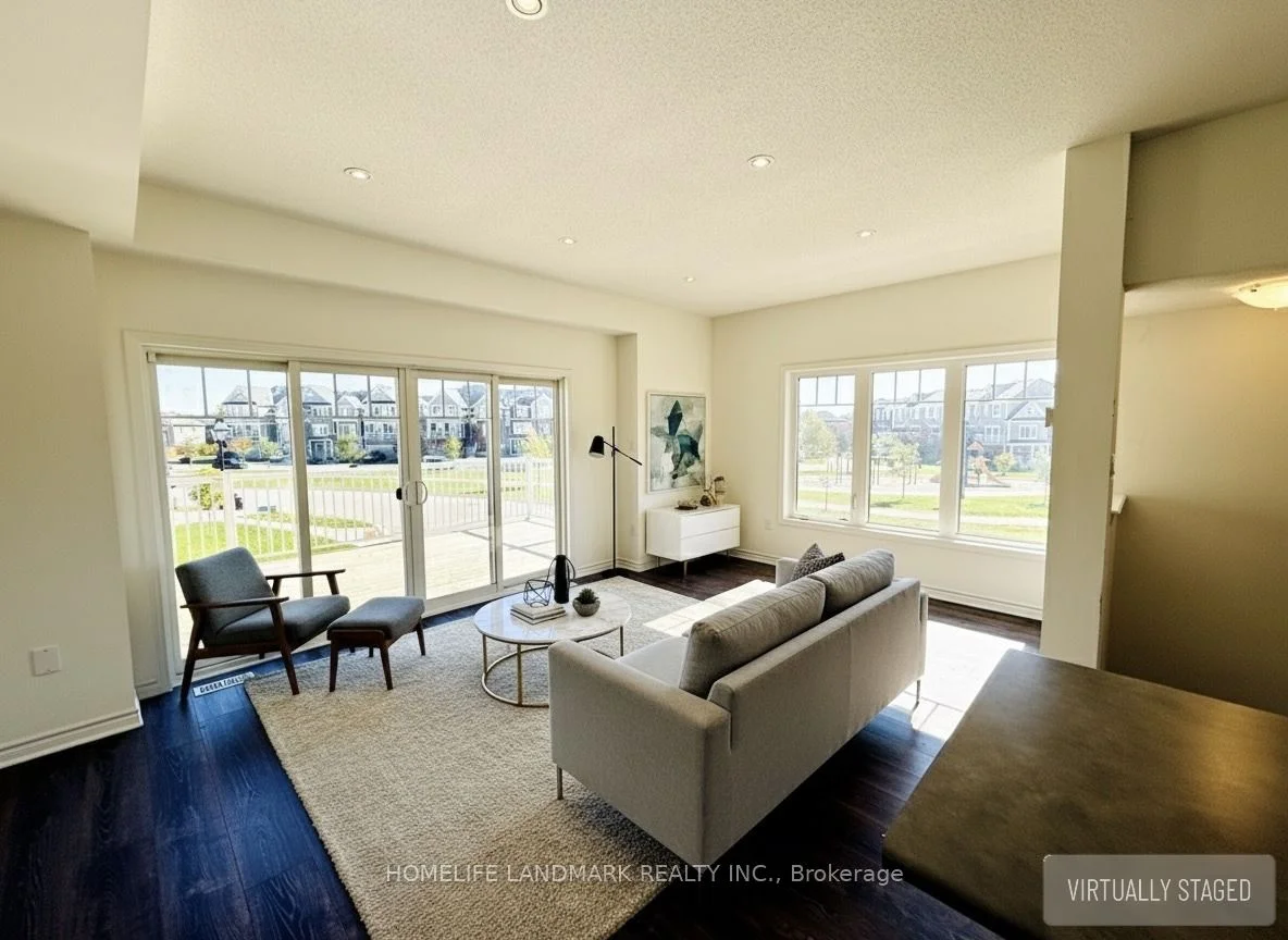Att/Row/Townhouse in Wasaga Beach
