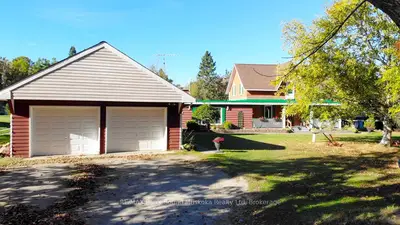 Detached in Severn