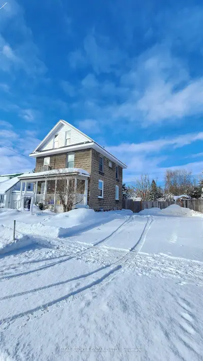Duplex in Orillia