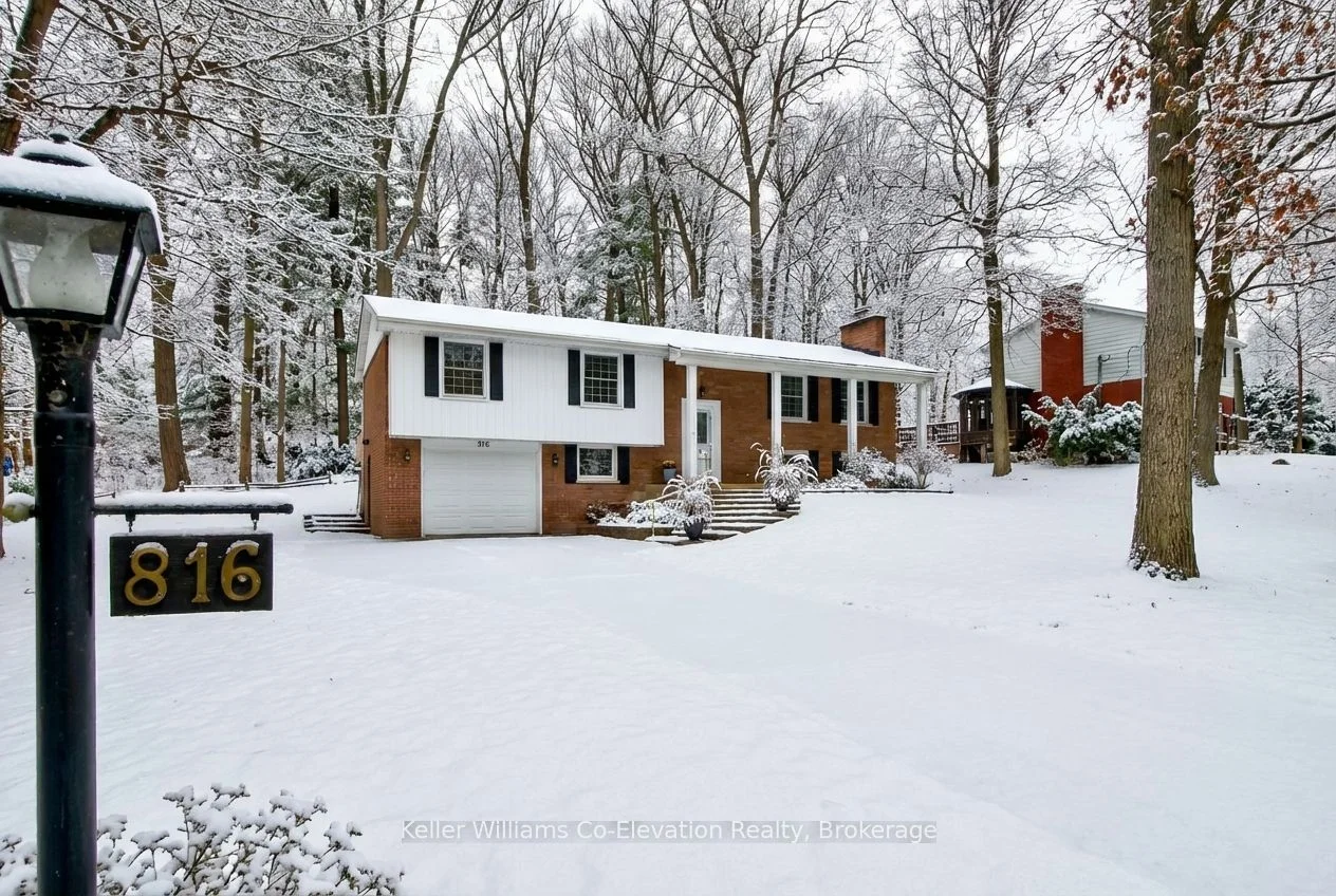 816 Portage Park Lane, Midland, ON L4R 5G3