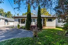 241 Fox Street, Penetanguishene, ON L9M 1E9