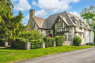 Detached in Barrie