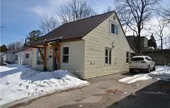 16 ALBANY Avenue, Orillia, ON L3V 2T3