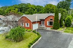 5 Hallen Drive Lower Unit, Penetanguishene, ON L9M 1G2
