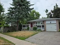 31 JEFFREY Street LOWER, Barrie, ON L4M 5H5
