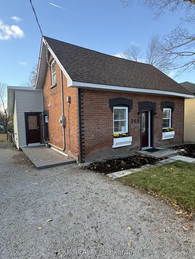 Detached in Orillia
