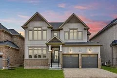 16 Mclean Avenue, Collingwood, ON L9Y 3V2