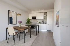 39 Mary Street 806, Barrie, ON L4N 1S9