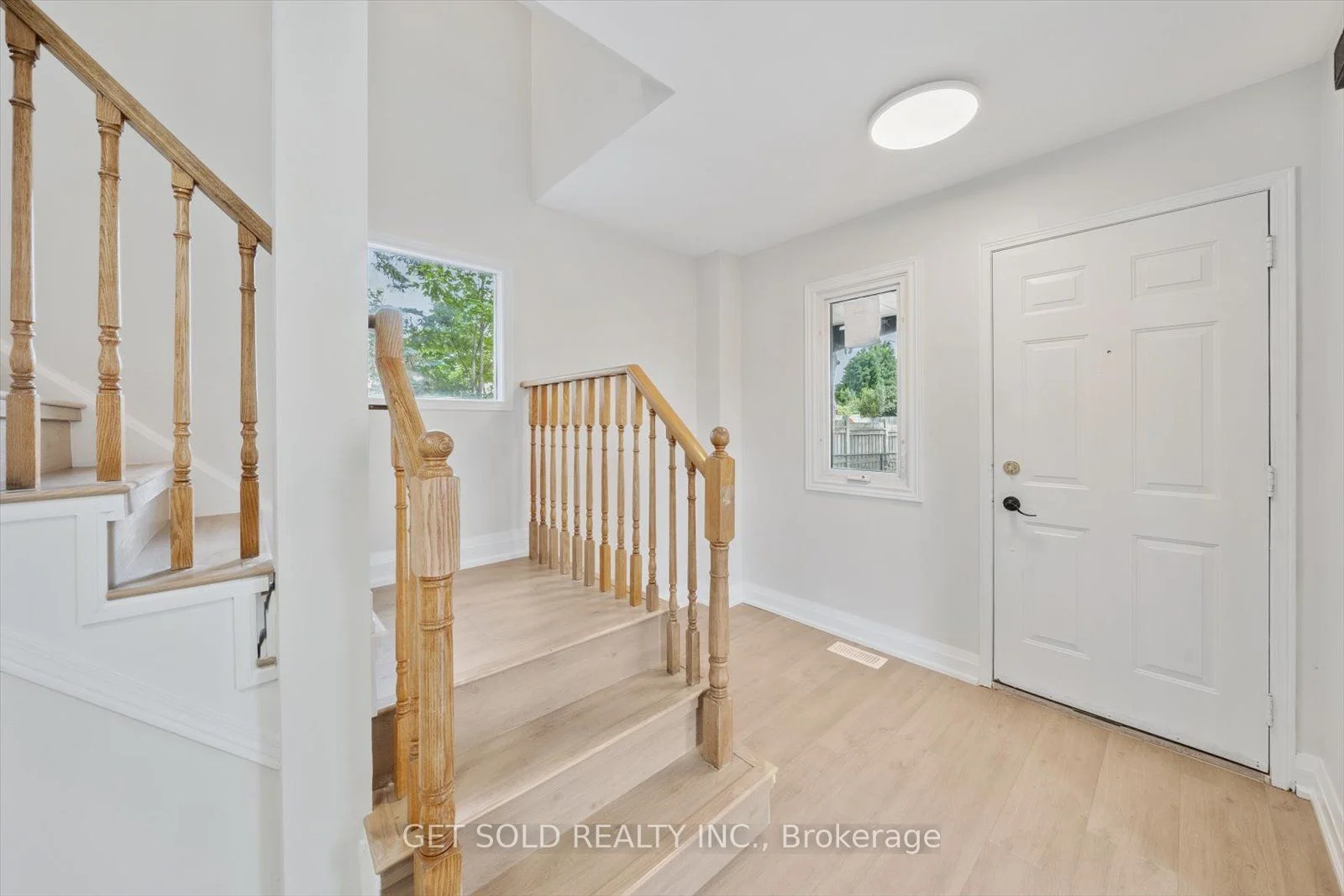 232 Kozlov Street, Barrie, On L4n 7h6