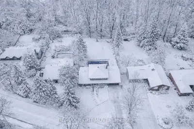 407 Bay Street, Orillia, On L3v 3x5