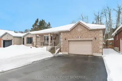 Detached in Barrie