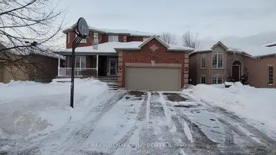 Detached in Barrie