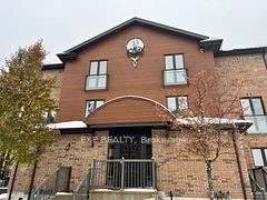 33 Madelaine Drive 3, Barrie, ON L9J 0G8