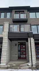 Att/Row/Townhouse in Barrie