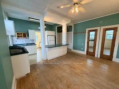 1 Simcoe Street Unit C, Penetanguishene, On L9m 1v2