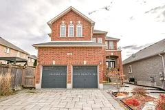 45 Imperial Crown Lane, Barrie, ON L4N 5X1