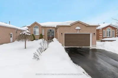 Detached in Barrie
