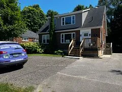 9 Gunn Street 1, Barrie, ON L4M 3L3
