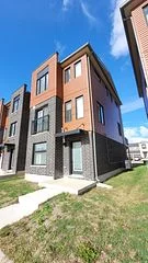 31 Fairlane Avenue, Barrie, ON L9J 0N1