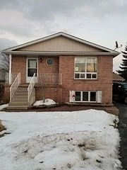 9 (Upper) Myrtle Lynn Place, Wasaga Beach, ON L9Z 1E2