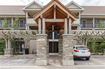 2 ANCHORAGE Crescent 202, Collingwood, ON L9Y 0Y6