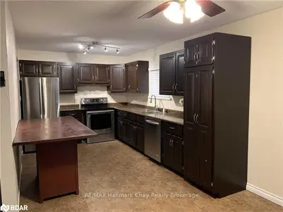 309 ANNE Street N, Barrie, ON L4N 5M7