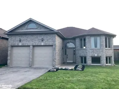 4 St Amant Road, Penetanguishene, ON L9M 0A1