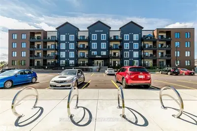 20 KODA Street 406, Barrie, ON L9J 0J7
