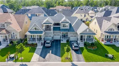 104 Sandy Coast Crescent, Wasaga Beach, ON L9Z 0G1