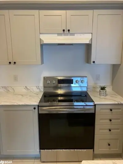 20 Koda Street 308, Barrie, On L9j 0j7