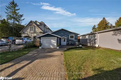 56 GRAY "MAIN FLOOR & 1/2 THE BASEMENT" Lane, Barrie, ON L4N 7T1