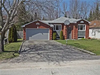 32 Caribou Trail, Wasaga Beach, On L9z 1h6