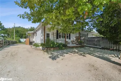 Semi-Detached in Clearview