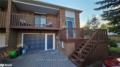 Semi-Detached in Barrie
