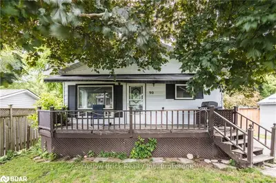 Detached in Orillia
