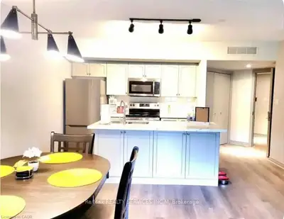Condo Apartment in Oro-Medonte