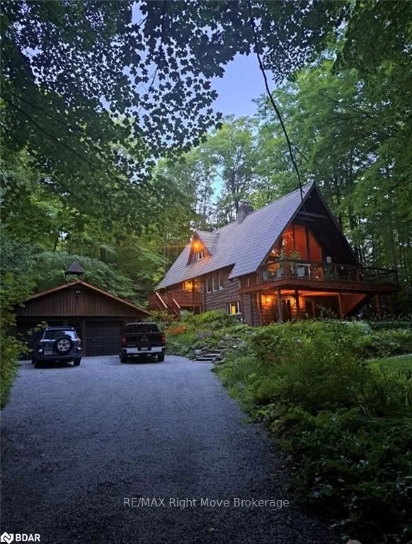 983 Bass Lake Side Road E, Oro-Medonte, ON L0L 1T0