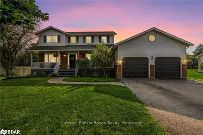 Detached in Springwater