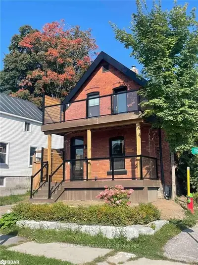 138 Tecumseth Street, Orillia, On L3v 1y4