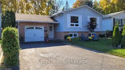 Detached in Orillia