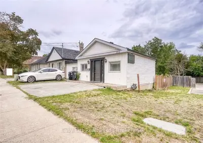 Semi-Detached in Barrie